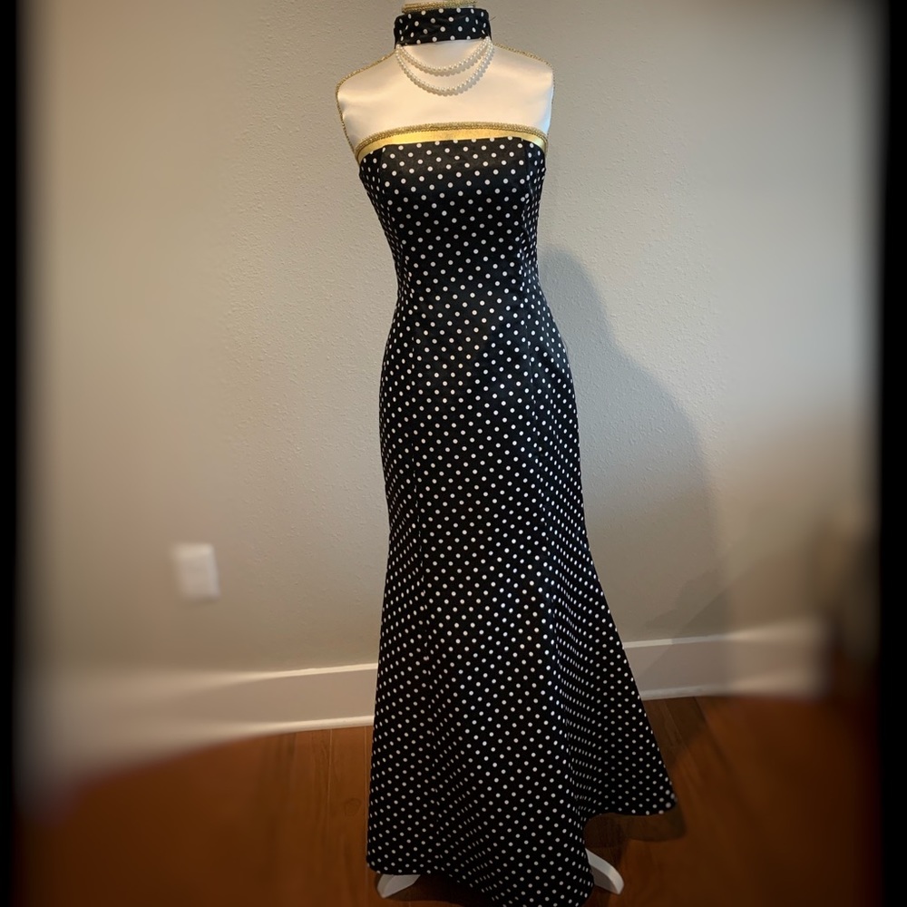 Jessica McClintock for Gunne Sax Formal Gown - Picture 8 of 8